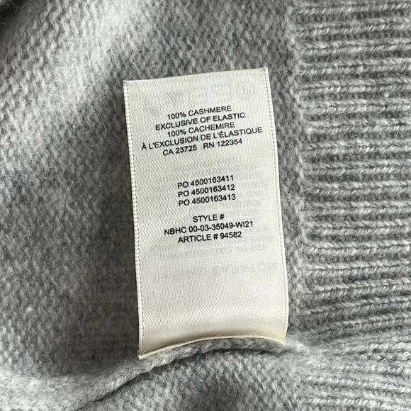 Aritzia The Group By Babaton Luxe Light Grey Cashmere Turtleneck Sweater Sz XS - Picture 17 of 17